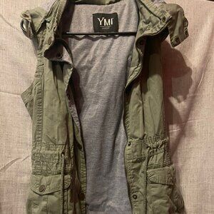 Juniors YMI Army Green Vest